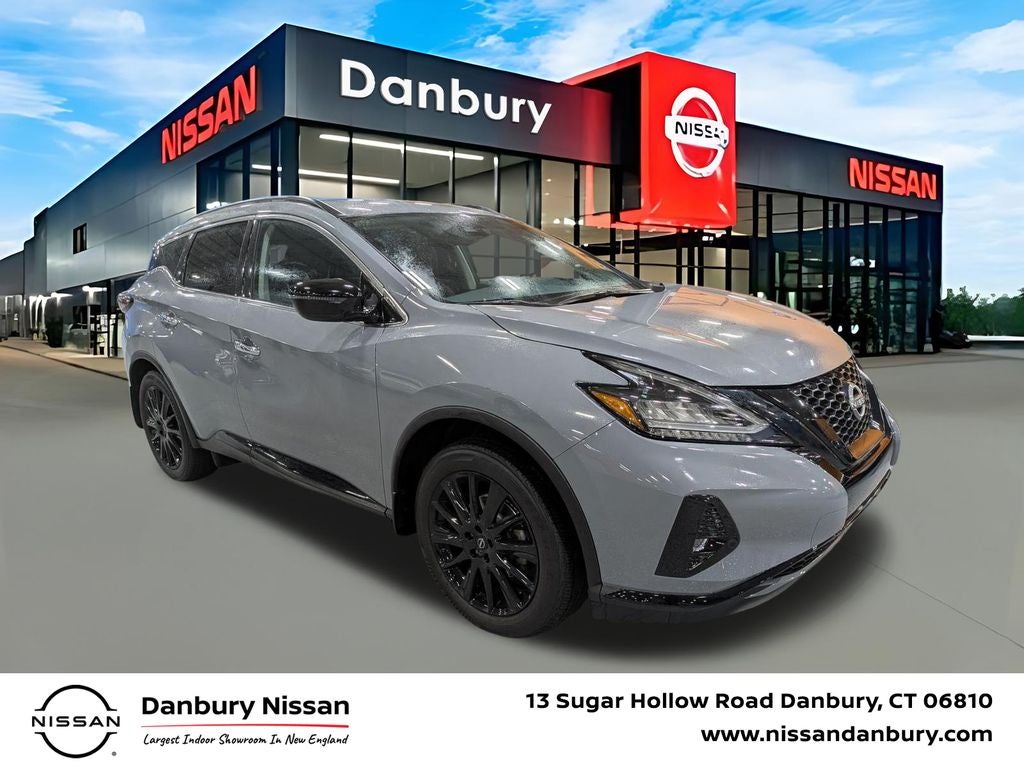 2024 Nissan Murano SV in Boulder Gray Pearl — front three-quarter view