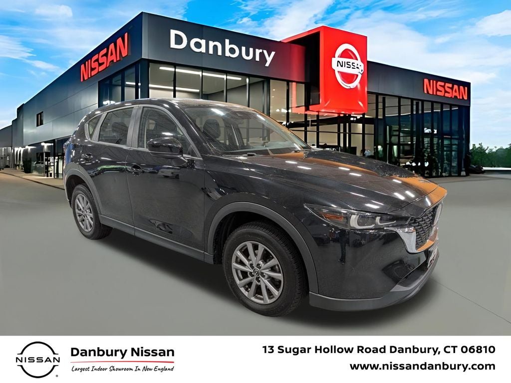 2022 Mazda Mazda CX-5 2.5 S in Jet Black Mica — front three-quarter view